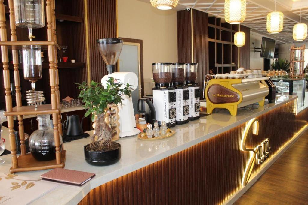 阿萨拉姆酒店 阿尔布亚米 外观 照片