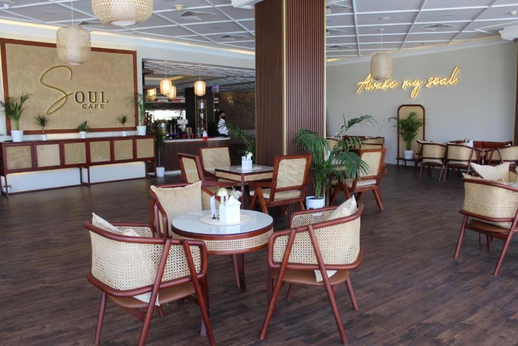 阿萨拉姆酒店 阿尔布亚米 外观 照片