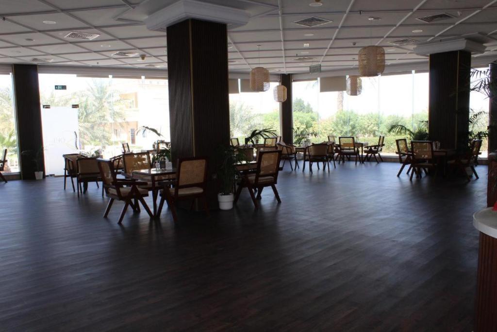 阿萨拉姆酒店 阿尔布亚米 外观 照片